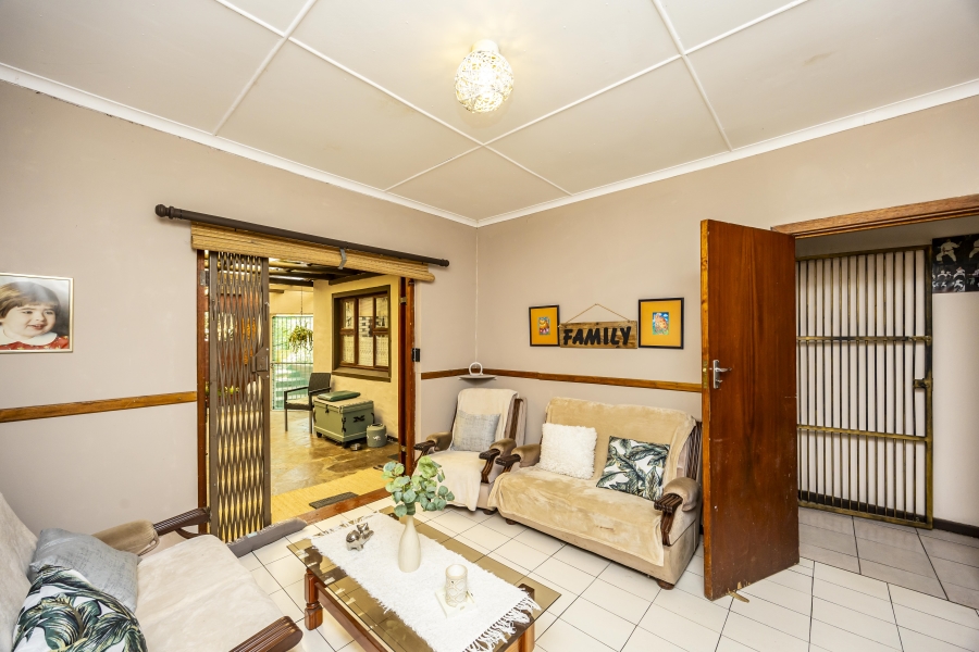 3 Bedroom Property for Sale in Summerpride Eastern Cape